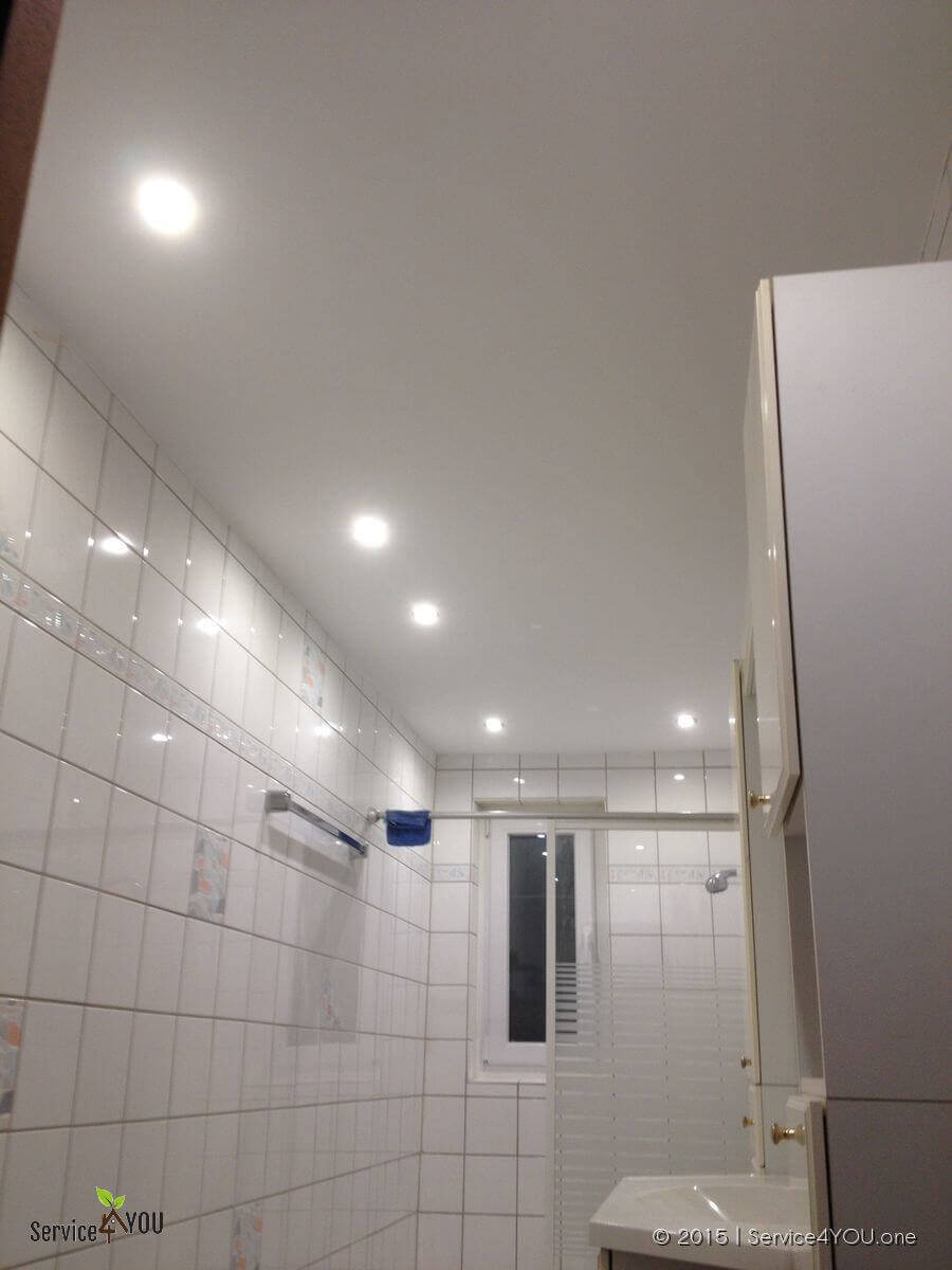 Badezimmer - Deckenverkleidung erneuert incl. Unterbau & LED Beleuchtung | Service4YOU